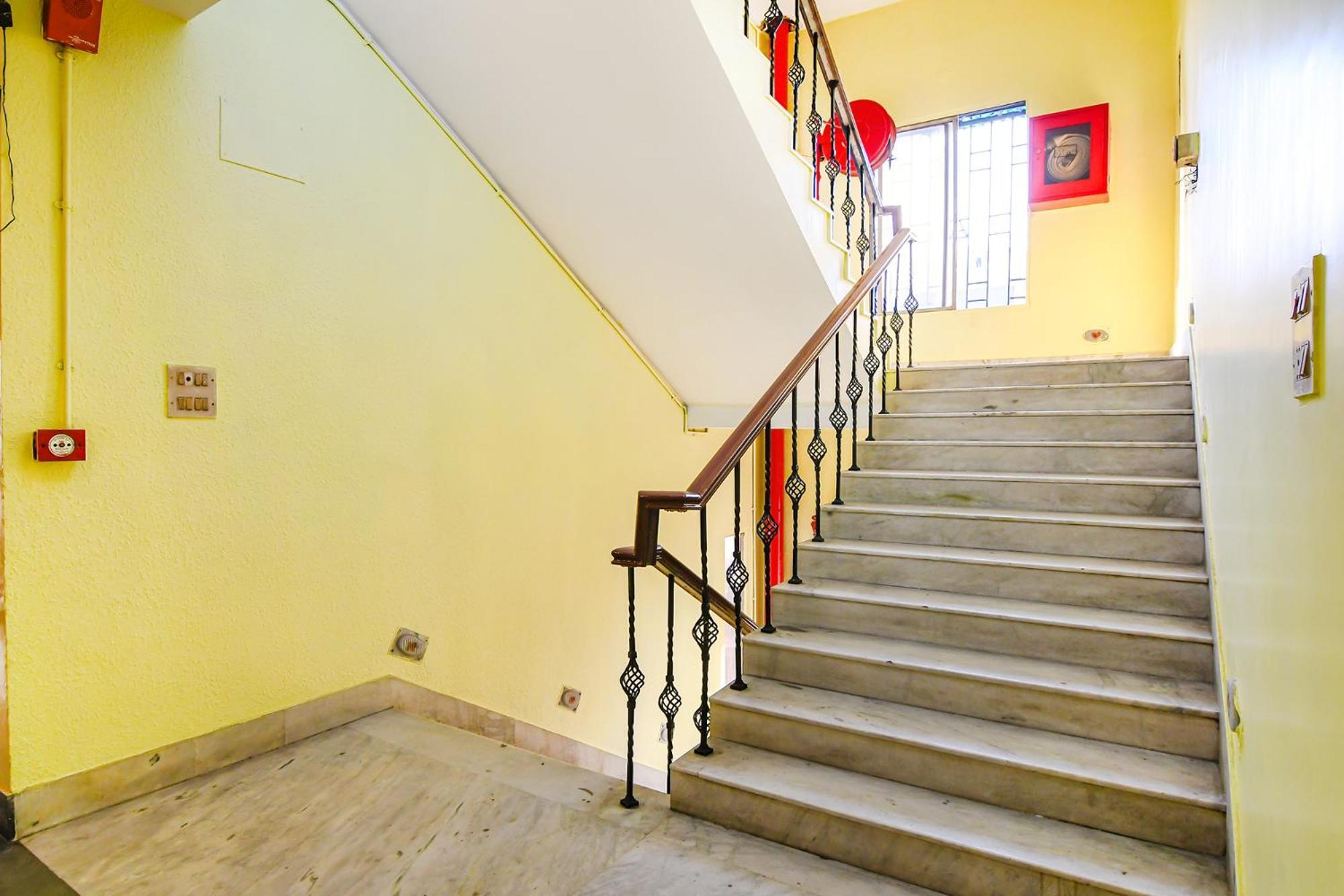 Fabhotel Aayash - Nr City Center Metro Station Calcutta Exteriör bild